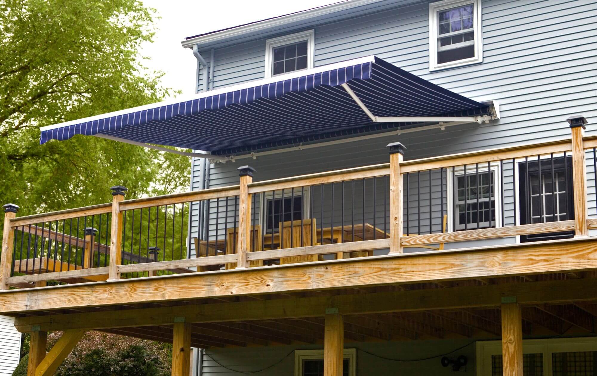 Retractable Awning Rainier